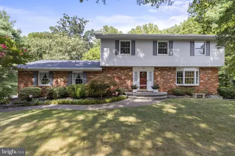 969 Lynch Dr, Arnold, MD 21012