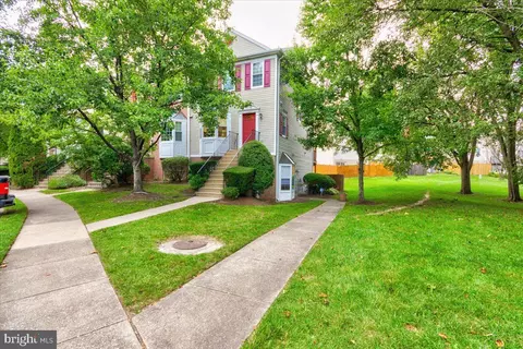 1988 Pawlet Dr #25A, Crofton, MD 21114