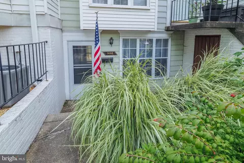 1448 Mara Vista Ct, Crofton, MD 21114