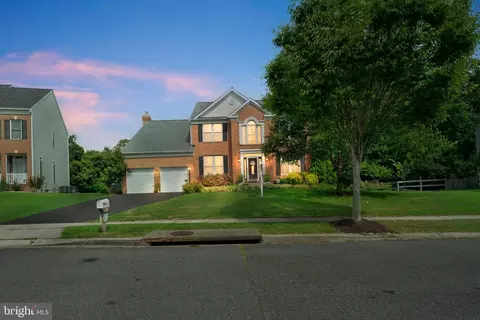 8231 Hortonia Point Dr, Millersville, MD 21108