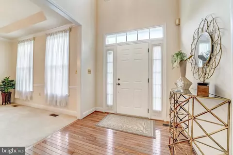 2905 Falling Leaf Ct, Crofton, MD 21114 photo 5