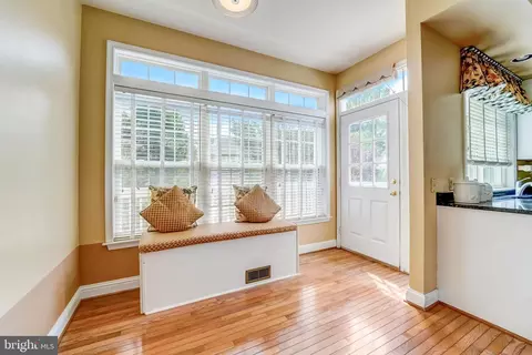 2905 Falling Leaf Ct, Crofton, MD 21114 photo 19