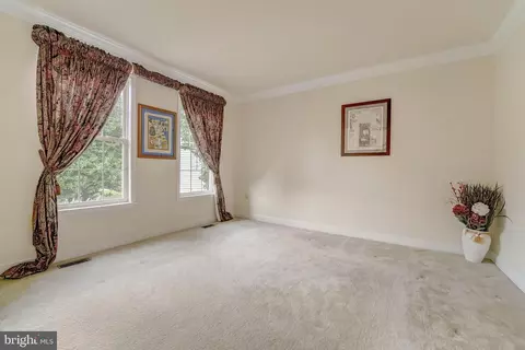 2905 Falling Leaf Ct, Crofton, MD 21114 photo 7