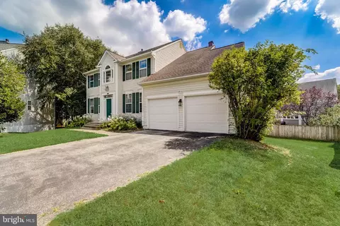 2905 Falling Leaf Ct, Crofton, MD 21114 photo 4