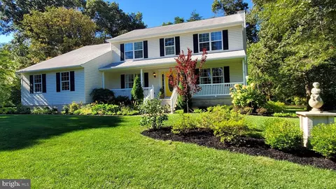 215 Weston Woods Dr, Pasadena, MD 21122