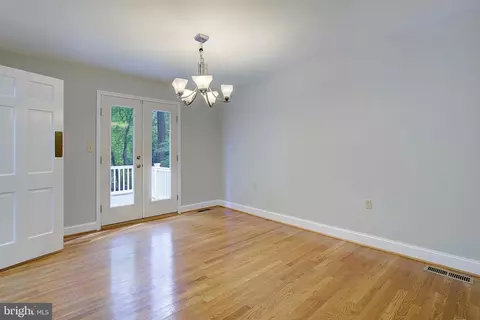 1601 Edgerton Pl, Crofton, MD 21114 photo 11