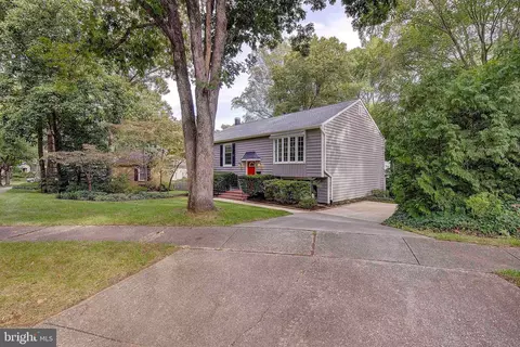 1601 Edgerton Pl, Crofton, MD 21114 photo 4
