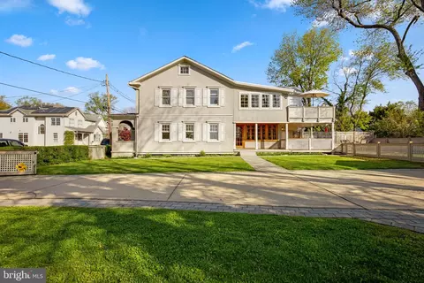 527 Fourth St, Annapolis, MD 21403 photo 3
