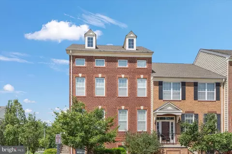 7653 Elmcrest Rd, Hanover, MD 21076