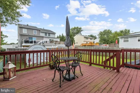 8541 Neptune Dr, Pasadena, MD 21122 photo 12