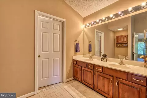 9186 Rolling Meadow Run, Pasadena, MD 21122 photo 34