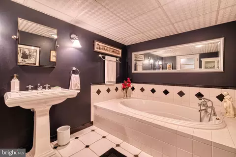 9186 Rolling Meadow Run, Pasadena, MD 21122 photo 28