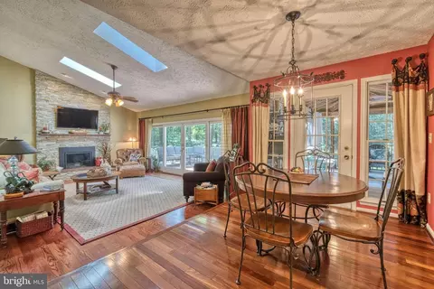 9186 Rolling Meadow Run, Pasadena, MD 21122 photo 8