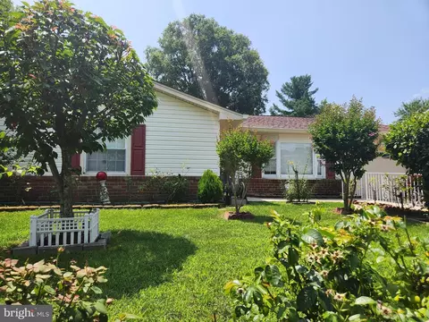 1919 Huguenot Pl, Severn, MD 21144