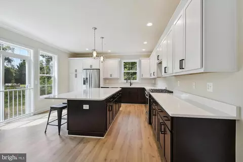 3325 Shomette Ln, Edgewater, MD 21037 photo 16