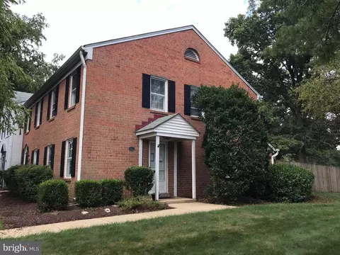 24 Georgetown Ct #24, Annapolis, MD 21403
