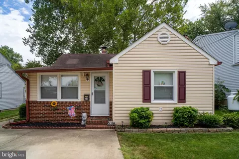 219 Carvel Rd, Pasadena, MD 21122