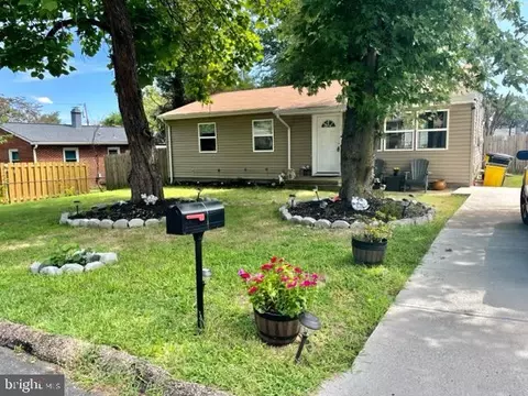 111 Forest St, Glen Burnie, MD 21061