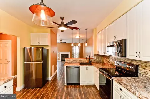 1110 Cranston Ct, Crofton, MD 21114 photo 9
