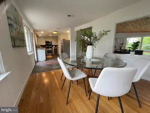 1642 Cliff Dr, Edgewater, MD 21037 photo 5
