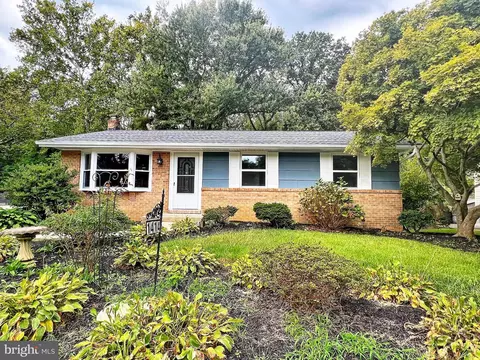 1414 Mariner Dr, Arnold, MD 21012