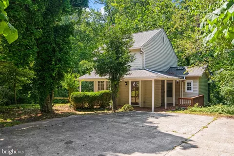 700 Riverview Ter, Annapolis, MD 21401 photo 2