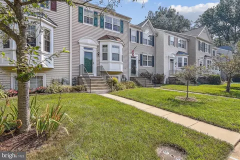 1514 Chester Town Cir, Annapolis, MD 21409