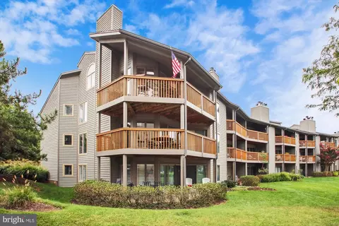 2118 Chesapeake Harbour Dr E #201, Annapolis, MD 21403
