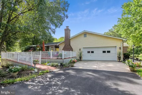 4949 Idlewilde Rd, Shady Side, MD 20764