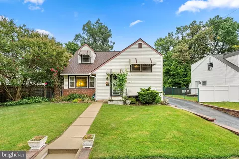 1005 Sharon Dr, Glen Burnie, MD 21061