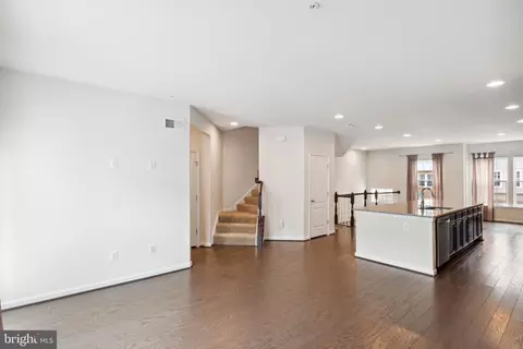 8028 Clovis Way, Hanover, MD 21076 photo 13