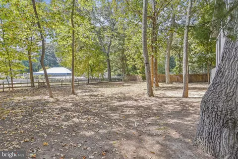 633 Dunberry Dr, Arnold, MD 21012 photo 43
