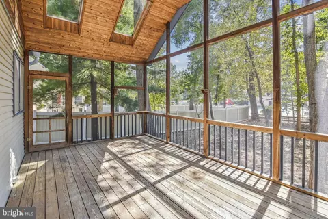 633 Dunberry Dr, Arnold, MD 21012 photo 13