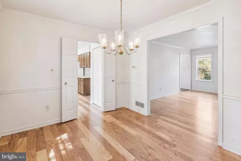 633 Dunberry Dr, Arnold, MD 21012 photo 11
