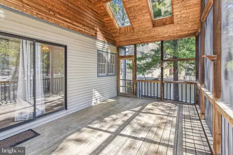 633 Dunberry Dr, Arnold, MD 21012 photo 17