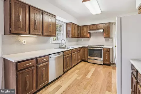 633 Dunberry Dr, Arnold, MD 21012 photo 18