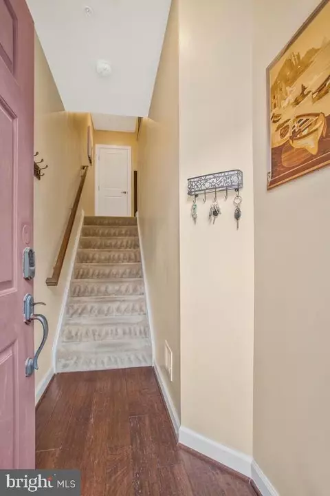 2525 Rolling Forest Dr, Hanover, MD 21076 photo 5