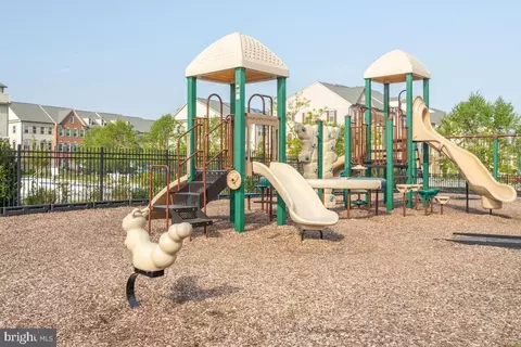 2525 Rolling Forest Dr, Hanover, MD 21076 photo 46