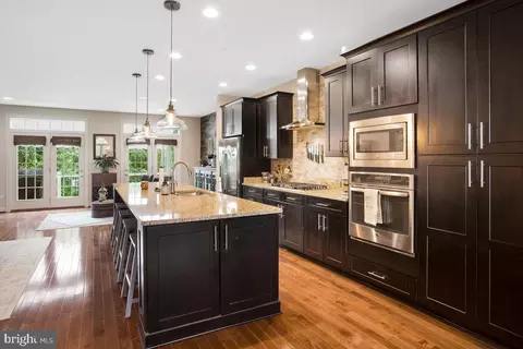 2525 Rolling Forest Dr, Hanover, MD 21076 photo 6
