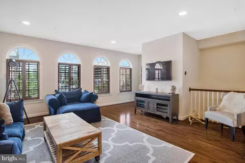 2525 Rolling Forest Dr, Hanover, MD 21076 photo 16