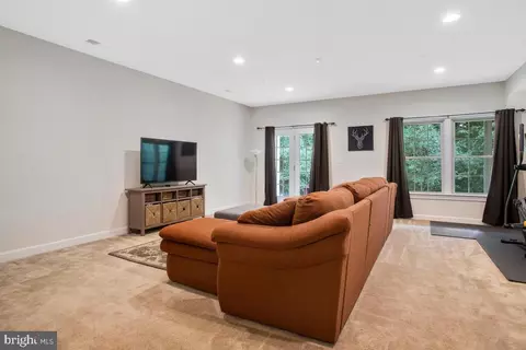 2525 Rolling Forest Dr, Hanover, MD 21076 photo 45