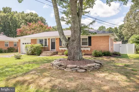 7056 Charleston Ave, North Beach, MD 20714