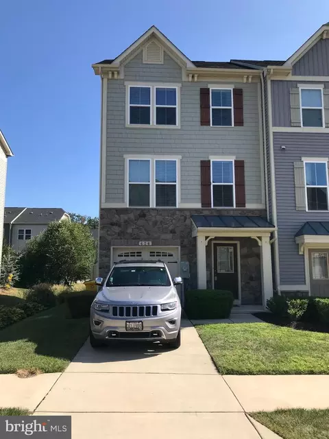 626 Foxwood Dr, Glen Burnie, MD 21060