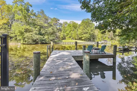 3616 S River Ter, Edgewater, MD 21037 photo 4