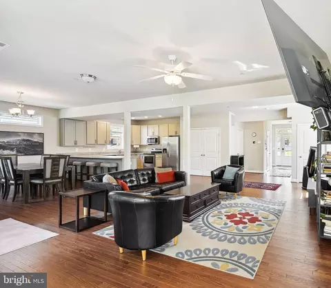 3616 S River Ter, Edgewater, MD 21037 photo 6