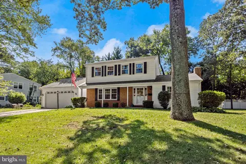 122 Hastings Ln, Pasadena, MD 21122