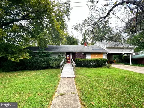 1449 Grandview Rd, Arnold, MD 21012