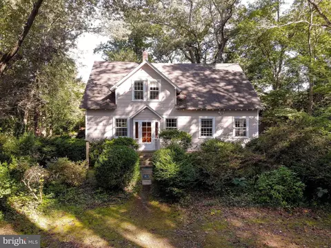 3559 Patuxent River Rd, Davidsonville, MD 21035