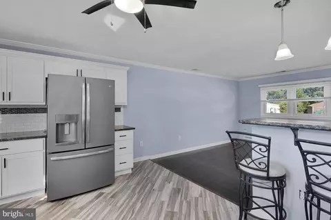 923 Pierpoint Dr, Pasadena, MD 21122 photo 9