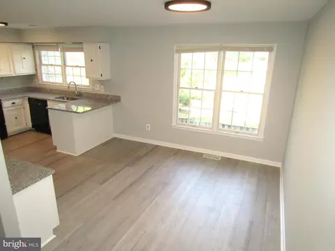 1124 Jeffrey Dr, Crofton, MD 21114 photo 9